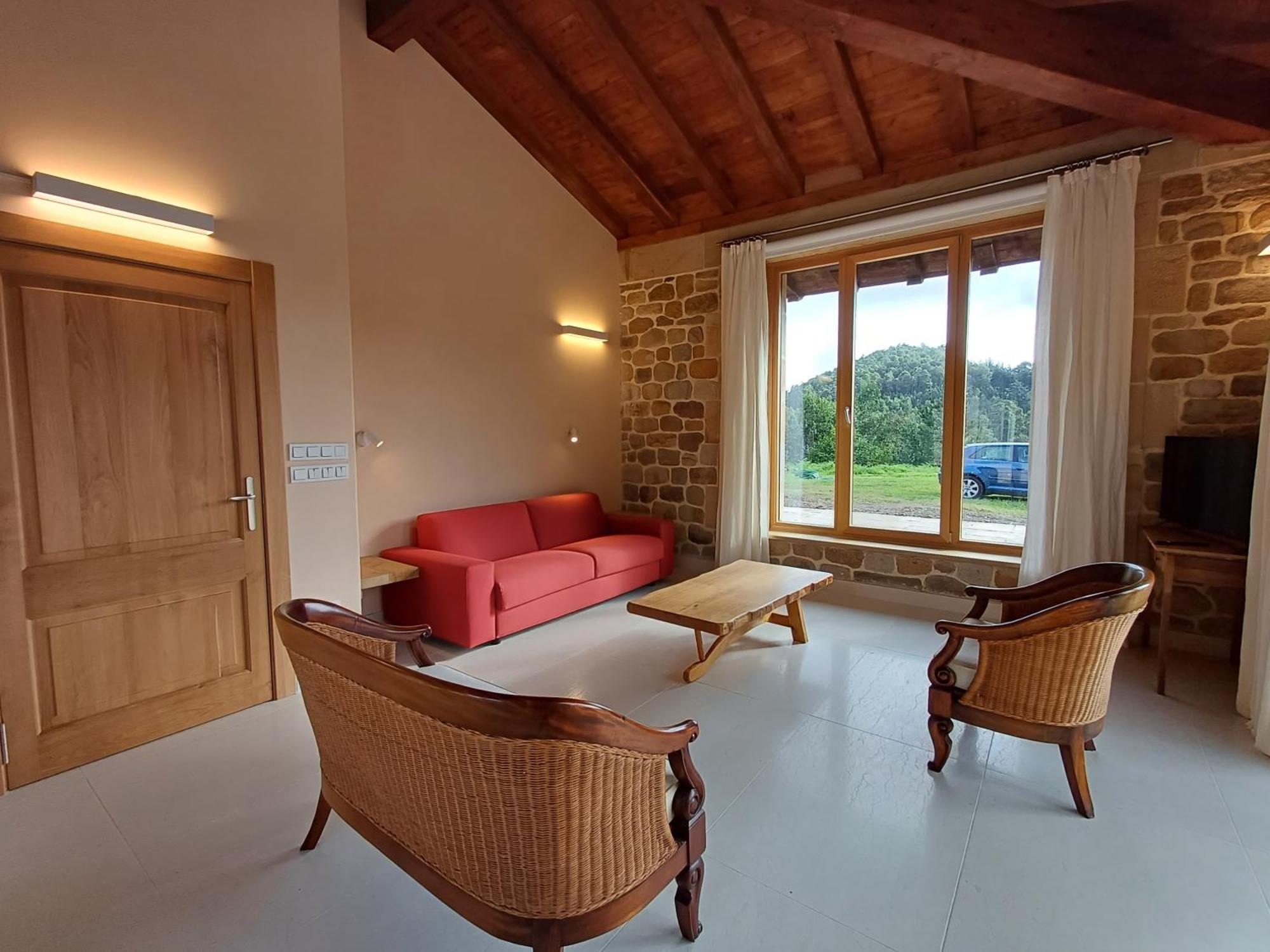 Amplio Apartamento Con Jardin En Villa Haritza Con Vistas Al Mar Ea ภายนอก รูปภาพ