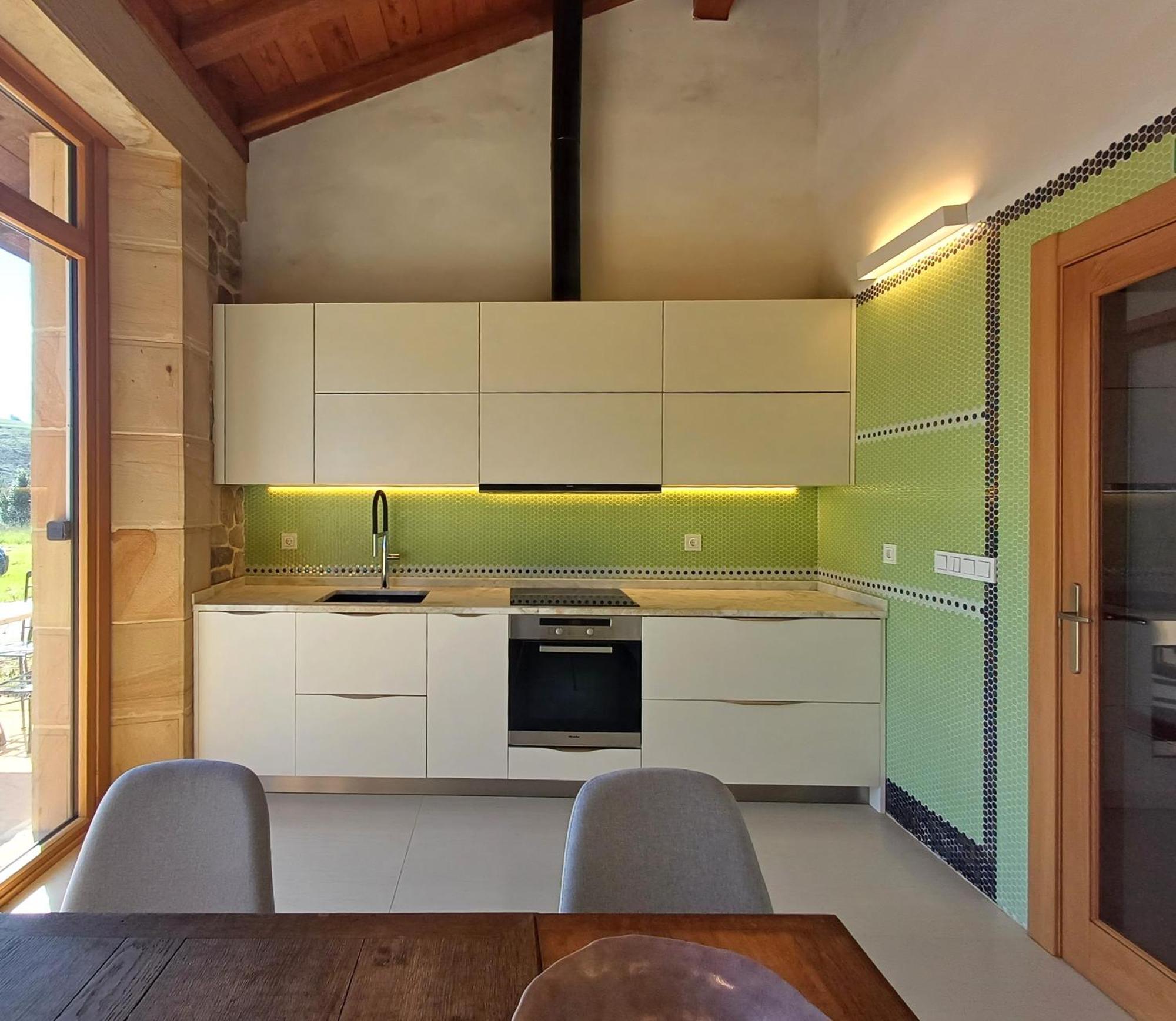 Amplio Apartamento Con Jardin En Villa Haritza Con Vistas Al Mar Ea ภายนอก รูปภาพ